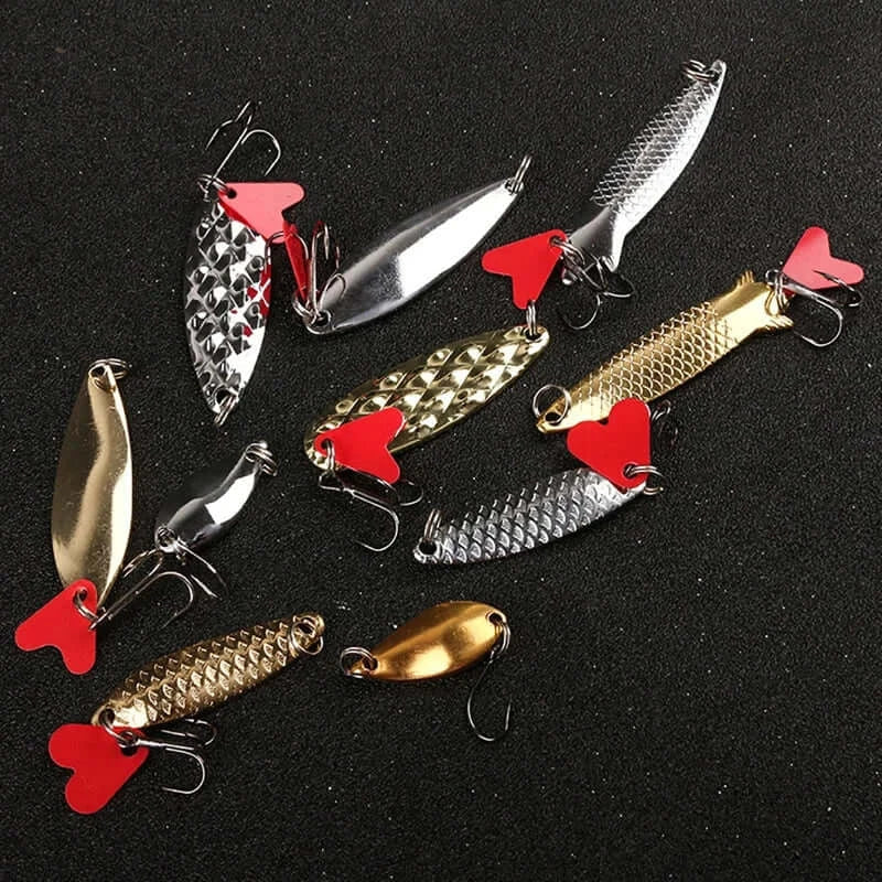 10Pcs fishing metal spoon lure kit set with gold and silver baits, heart-shaped treble hooks, ideal for attracting fish.